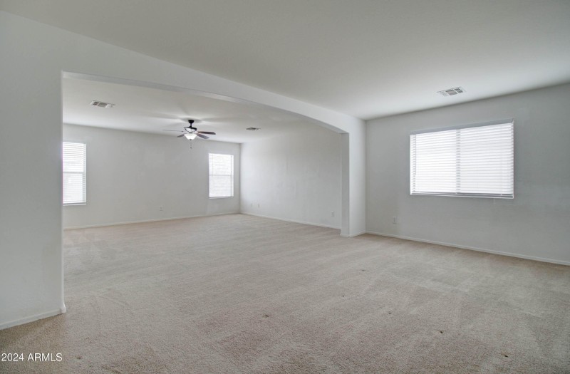 5659 S 239th Dr-39