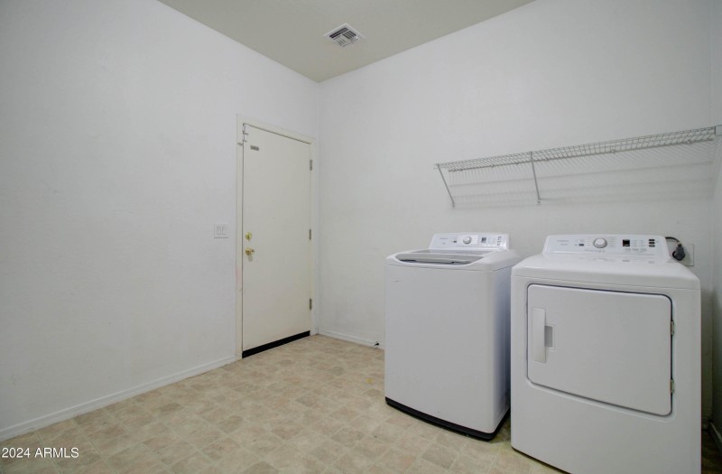5659 S 239th Dr-47