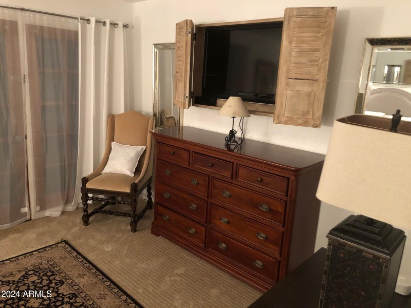 Suite 1 sitting area (2)