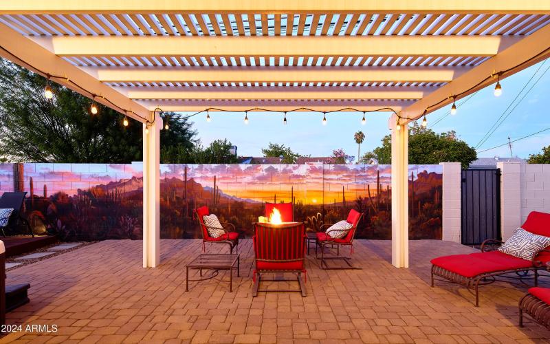 PropertyImageCo_7702EVerdeLn_Twilight_15