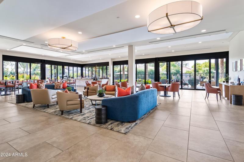 ESTATE CLUB COMM. RM