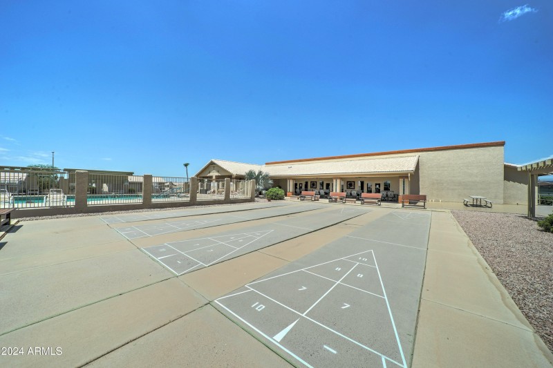 2101 S Meridian Rd-20