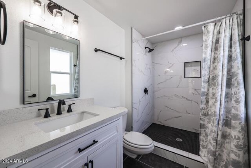 Primary En-Suite
