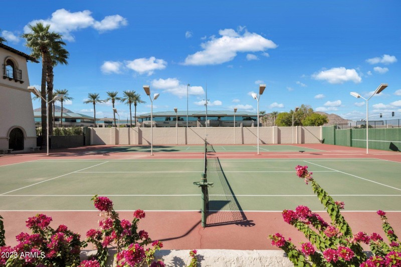 Tennis