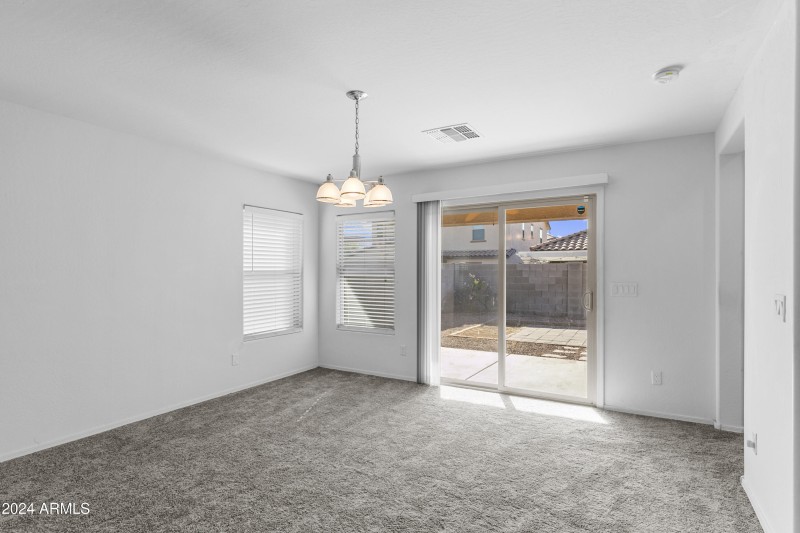 11 - Family Room