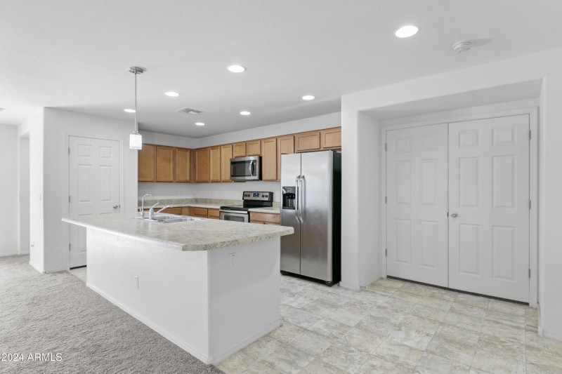 13 - Dining Room