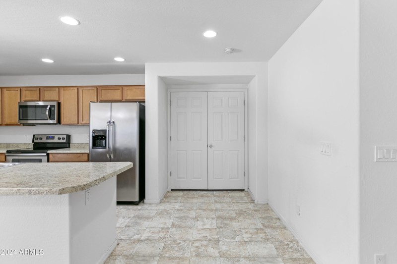 14 - Dining Room