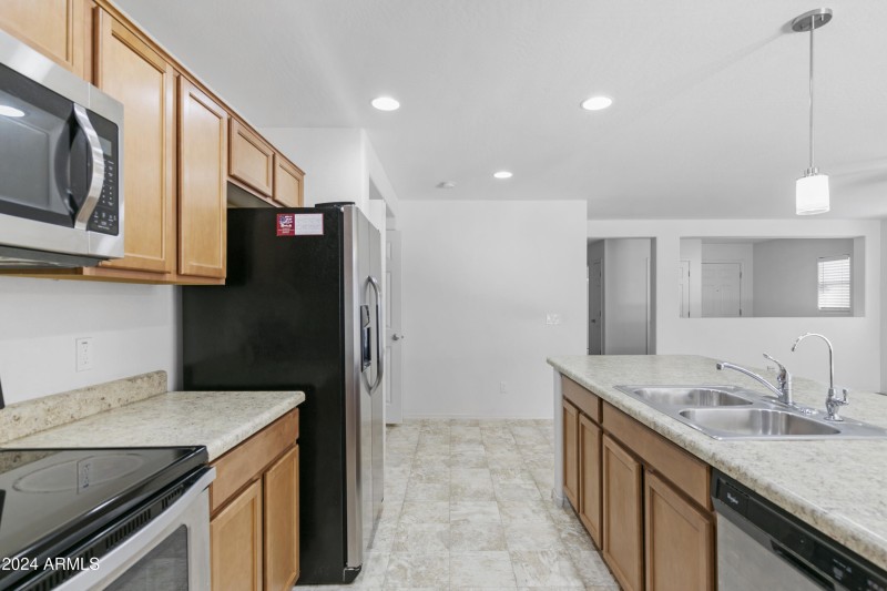 20 - Kitchen