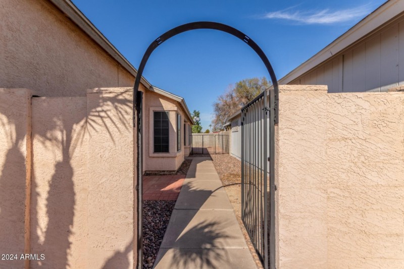 Private gated Courtyard
