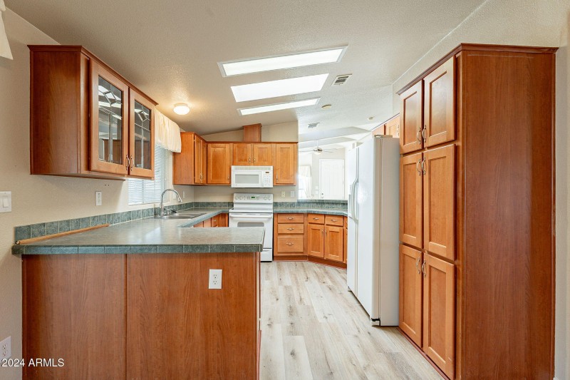 17-web-or-mls-Goldfield-17