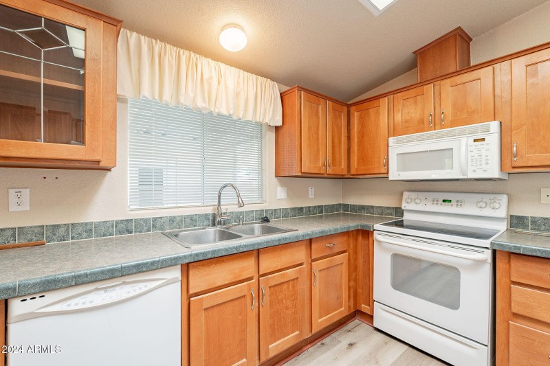 20-web-or-mls-Goldfield-20
