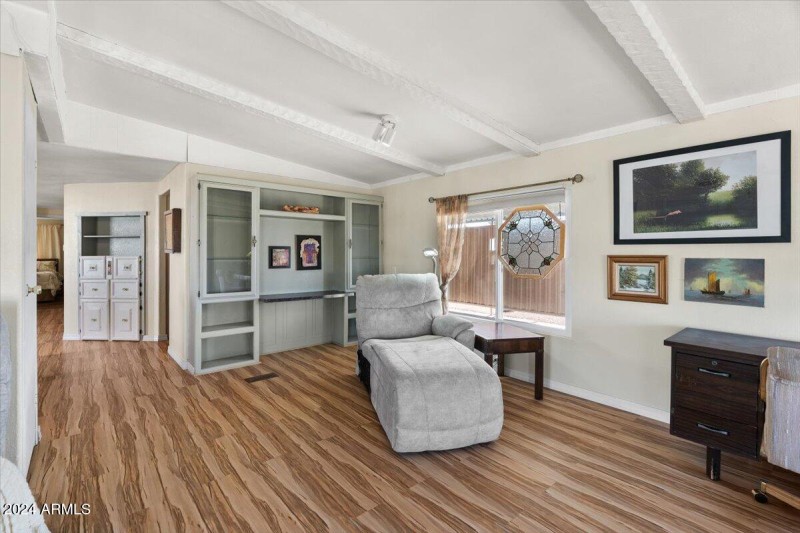 08-Living Room