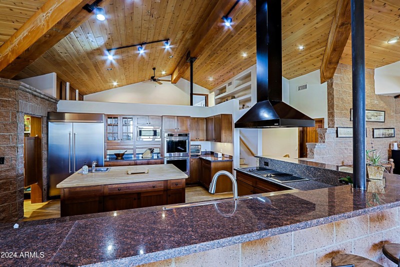 Kitchen 3