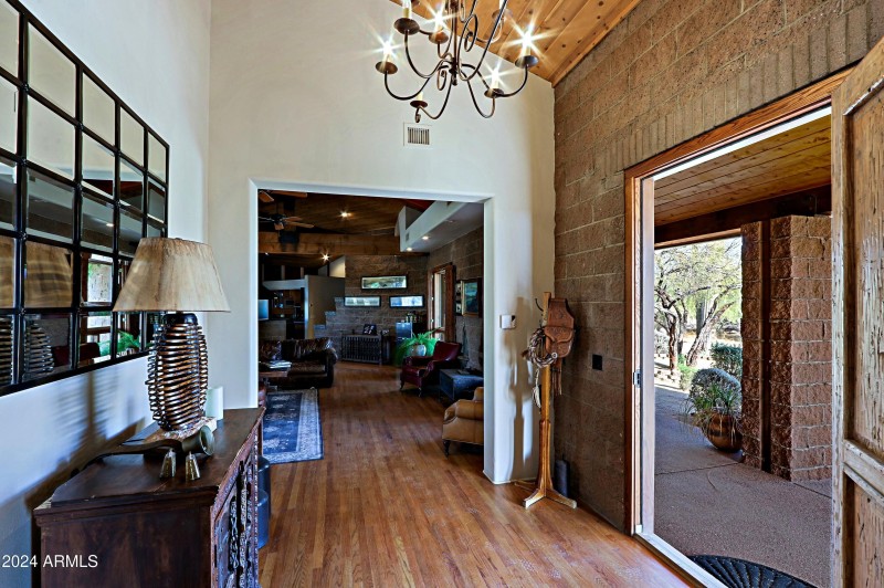 Foyer 1