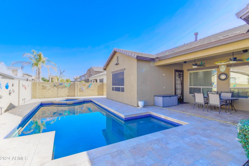 Travertine Patio!
