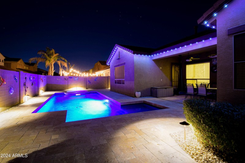 Change The Trim Lights to Any Color!