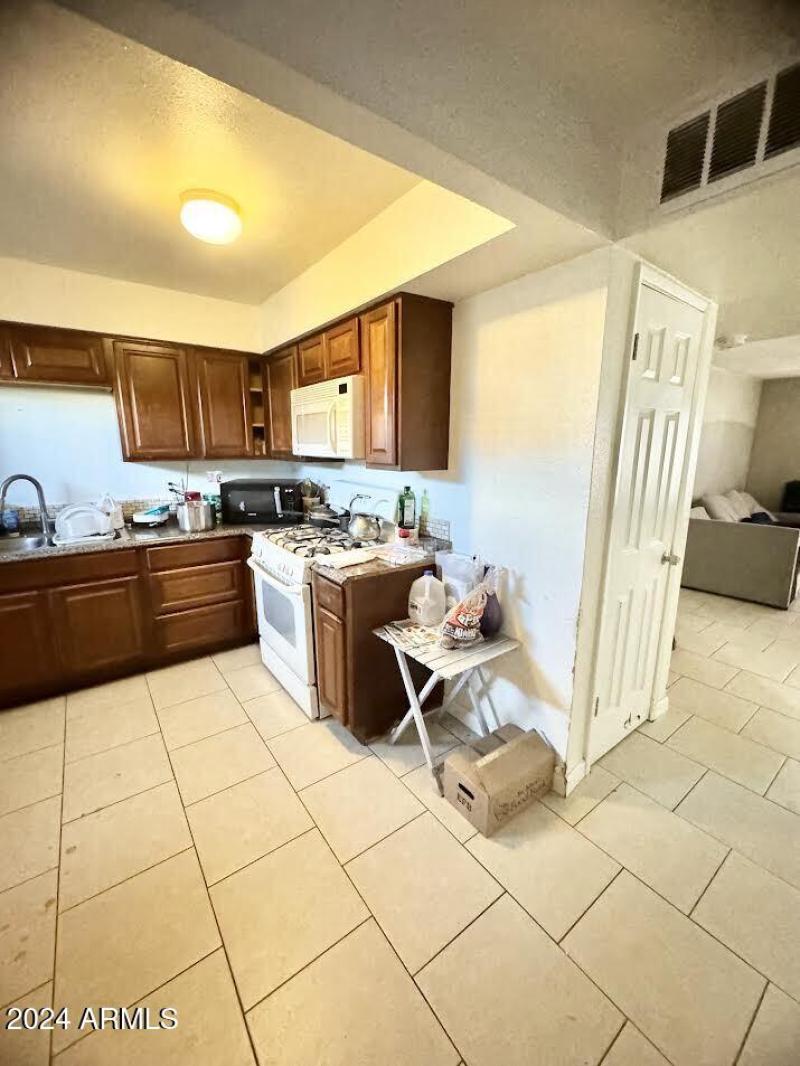 fe75678bcdd9005025bc13f0489e79d7