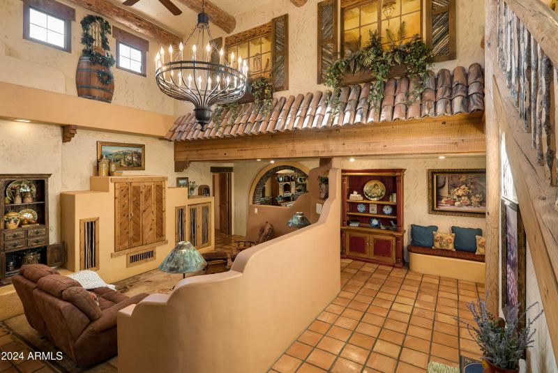 JL_3875NStagecoachRd-CommonAreas-02