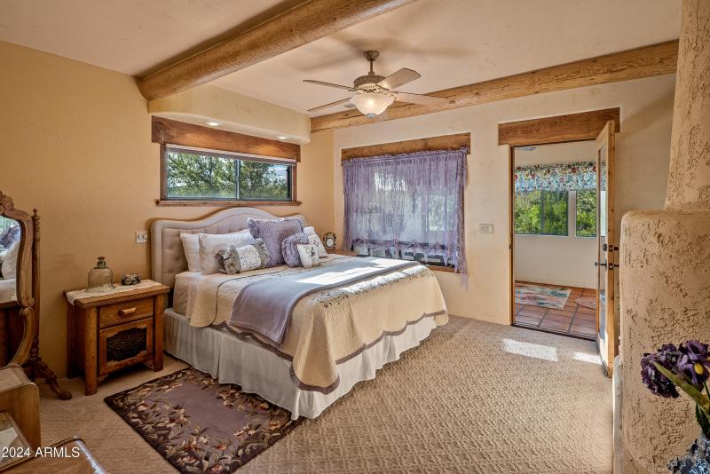 JL_3875NStagecoachRd-Upstairs-08