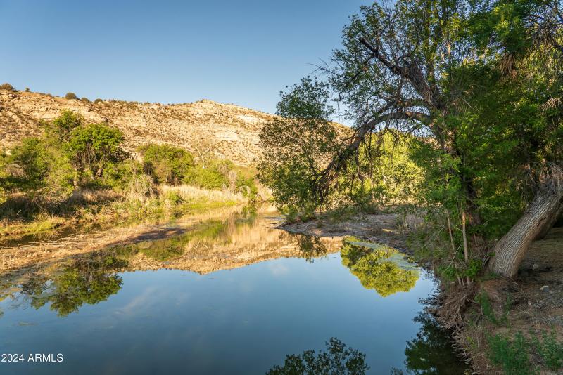 JL_3875NStagecoachRd-GardenPoolDock-21