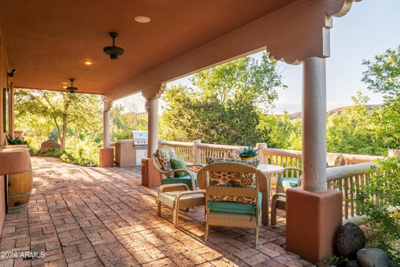 JL_3875NStagecoachRd-Home&Lawn-17