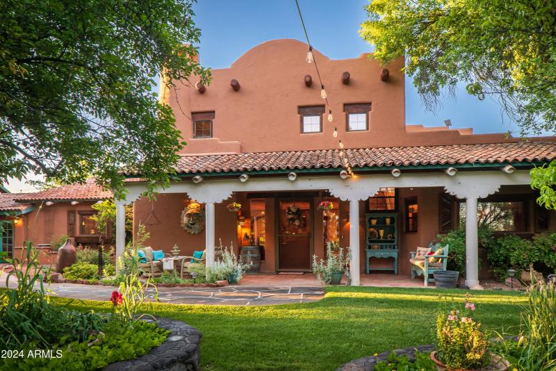 JL_3875NStagecoachRd-Home&Lawn-10