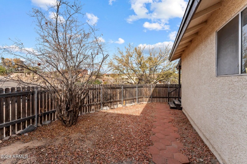 22-web-or-mls-DSC00228