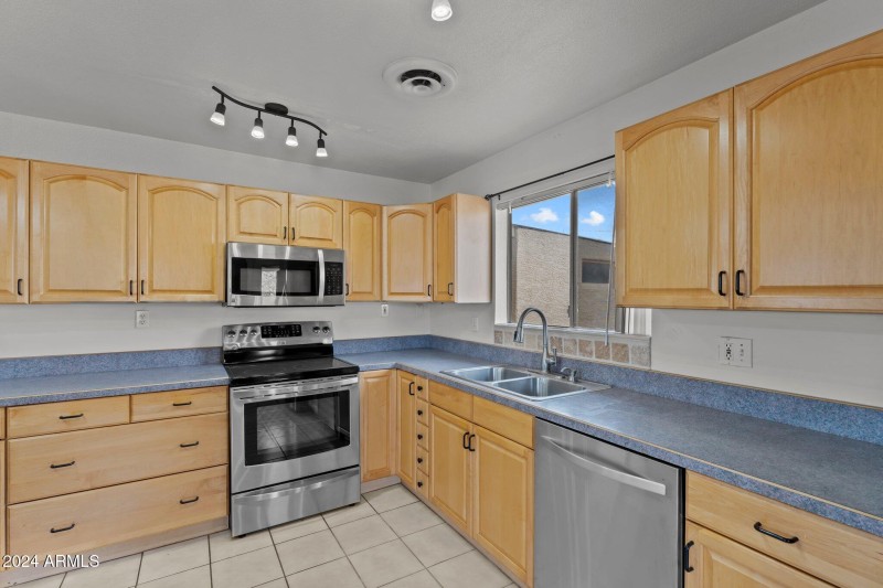 12-web-or-mls-DSC00180
