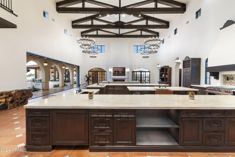 14-Kitchen