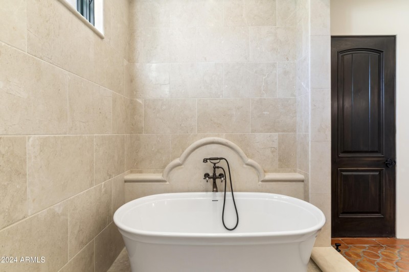 97-Bathroom