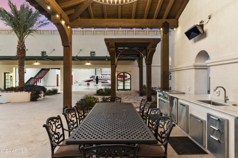 100-Patio