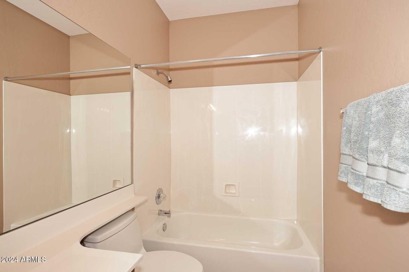 Hall Bath-Tub