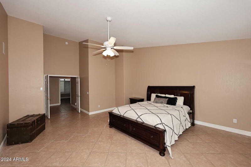 Primary Bedroom2