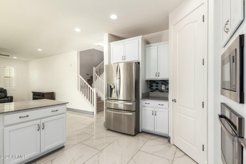 Kitchen 4