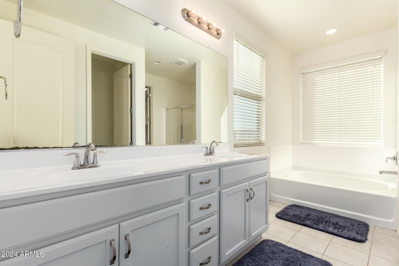 Master bath 2