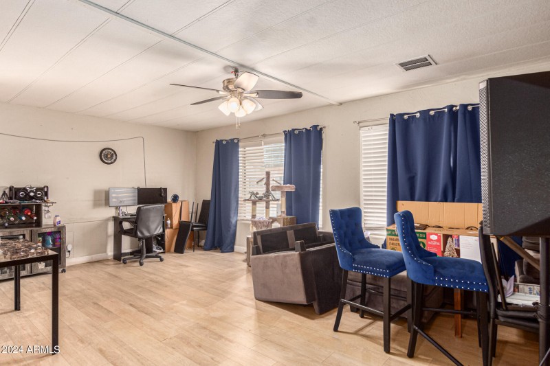 6828 W Pierce Street, 126