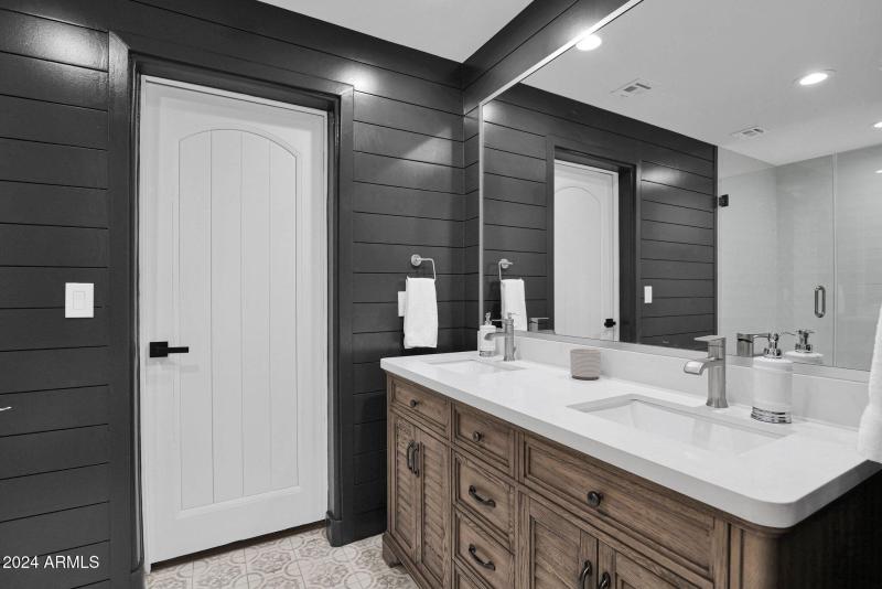 67-web-or-mls-P1053003