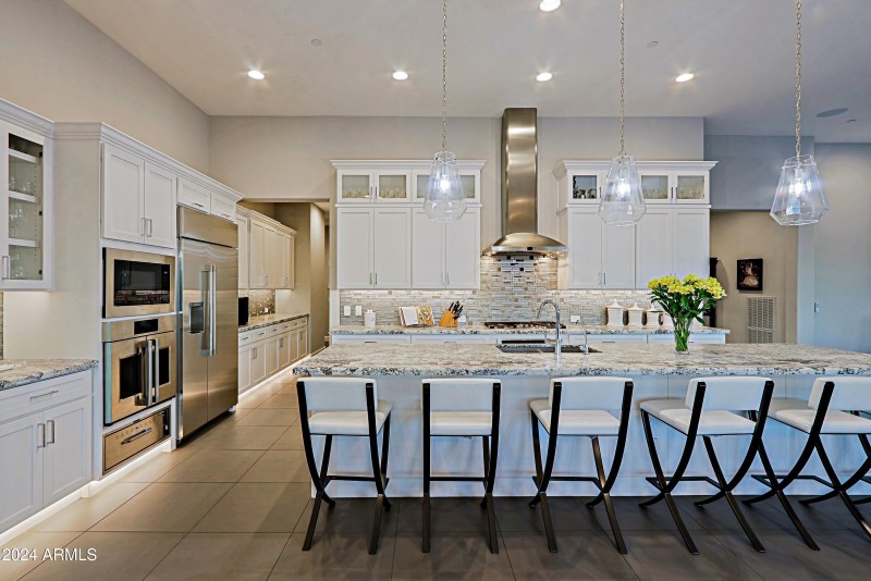 Kitchen 4