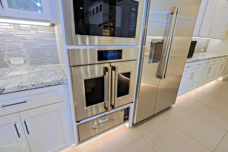 Kitchen 17