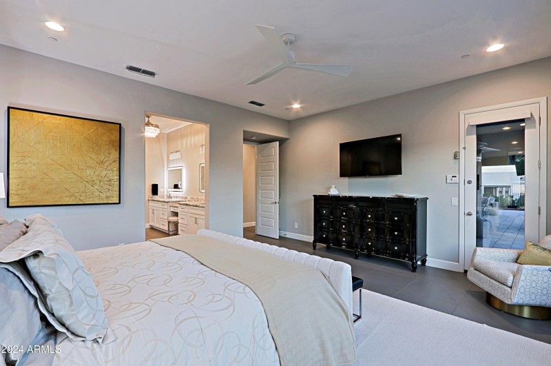 Master Bedroom 3