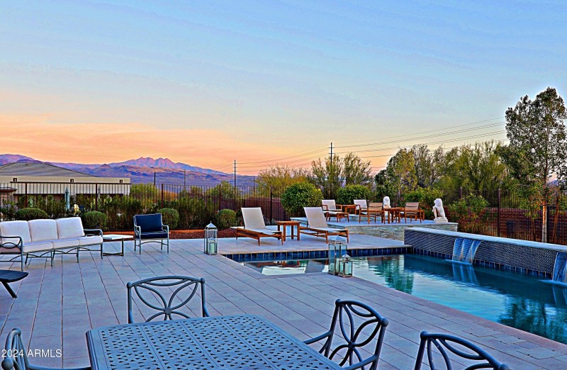Backyard 10