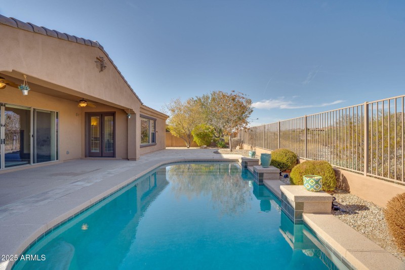 54-web-or-mls-Done Exterior-5