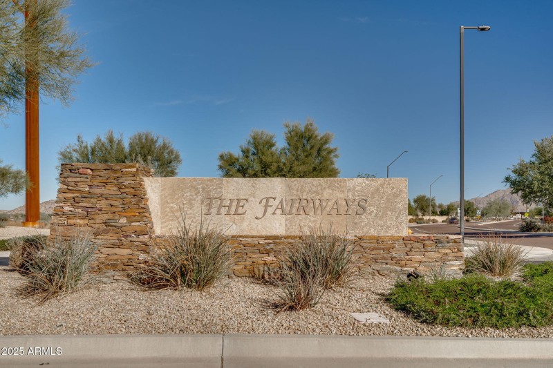 81-web-or-mls-Done Exterior-59