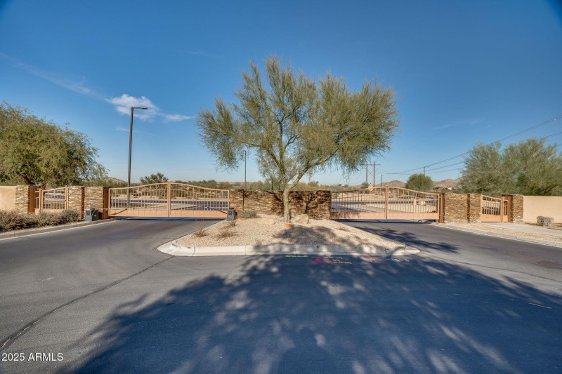 82-web-or-mls-Done Exterior-55