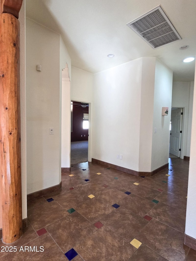 Wide Hallways!