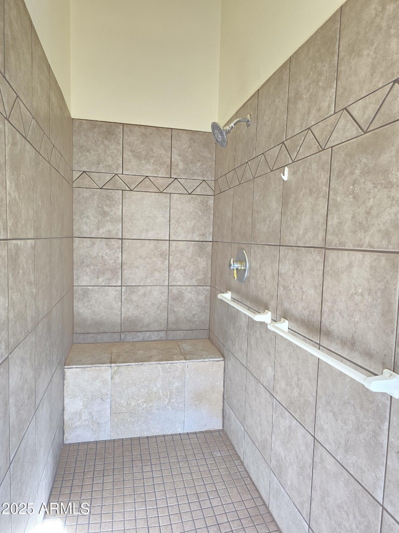 Zero Grade Shower