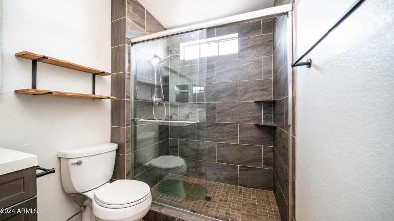 2020 W Union Hills Dr Unit 246-18