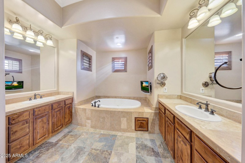 Double Vanity
