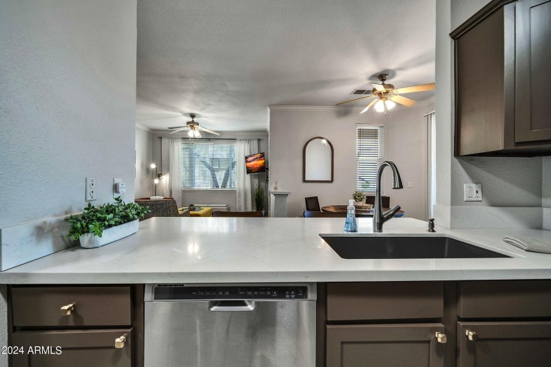 New Quartz Counters