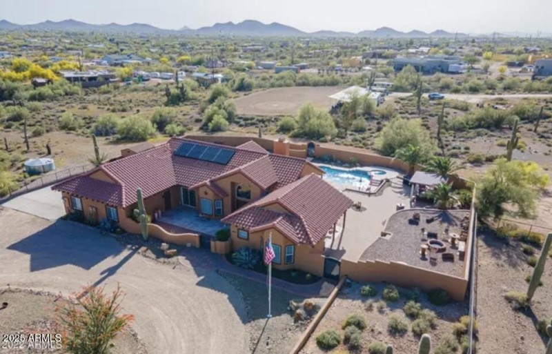 Front Aerial2